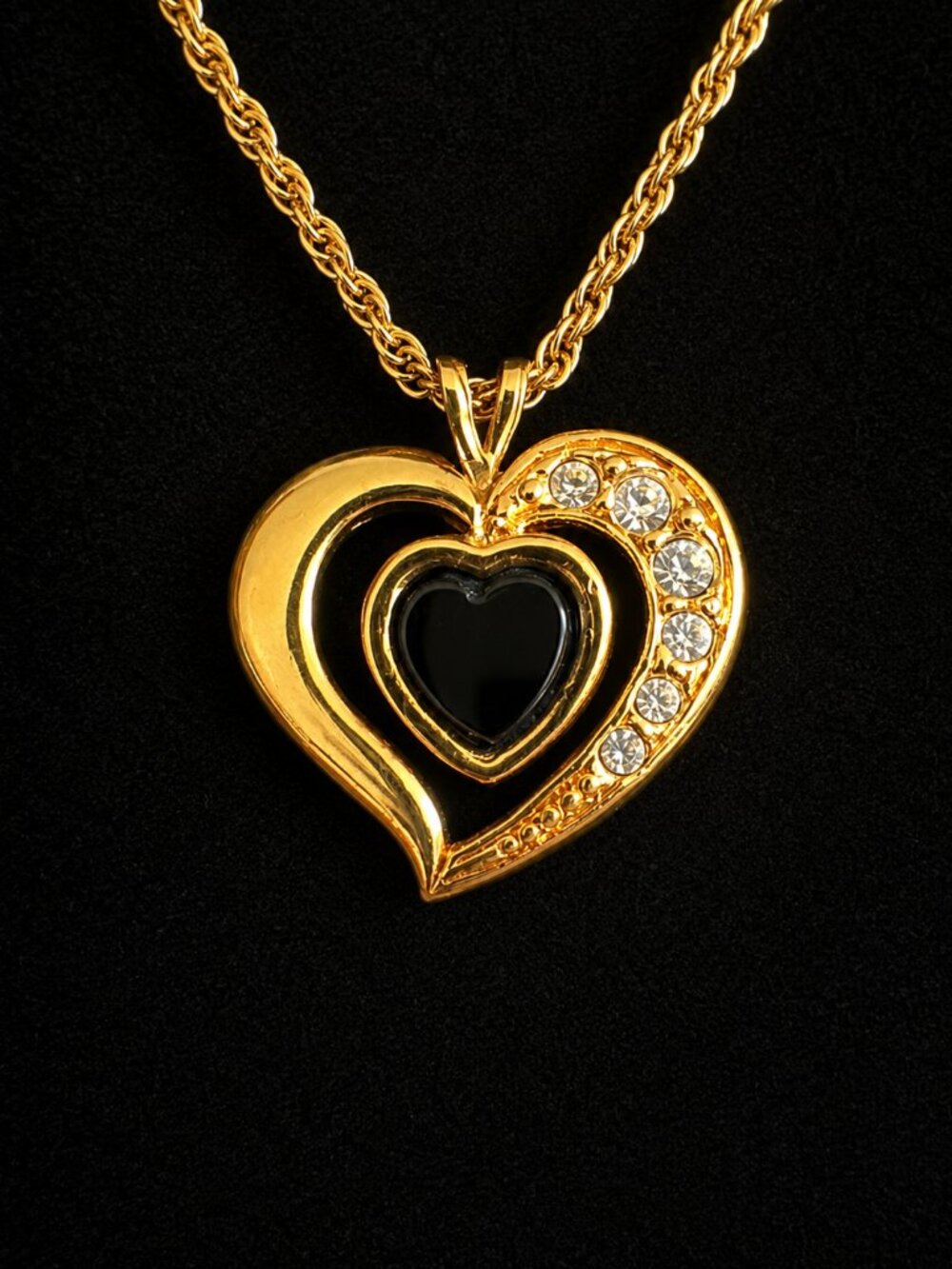Vintage Avon Gold Tone Open Heart Necklace Black Enamel Rhinestone Pendant 18"